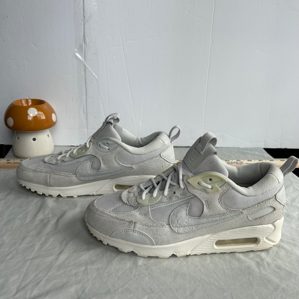 Nike Air Max 90 Futura Grey Sail Suede Athletic Sneakers FJ4558-025 Womens 8.5